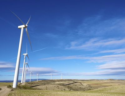 Windräder an der Küste